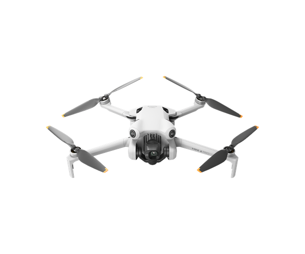 DJI Mini 4 Pro Fly More Combo med RC 2-kontroller på vit bakgrund